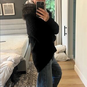 Knit wrap cardigan w/detachable fur